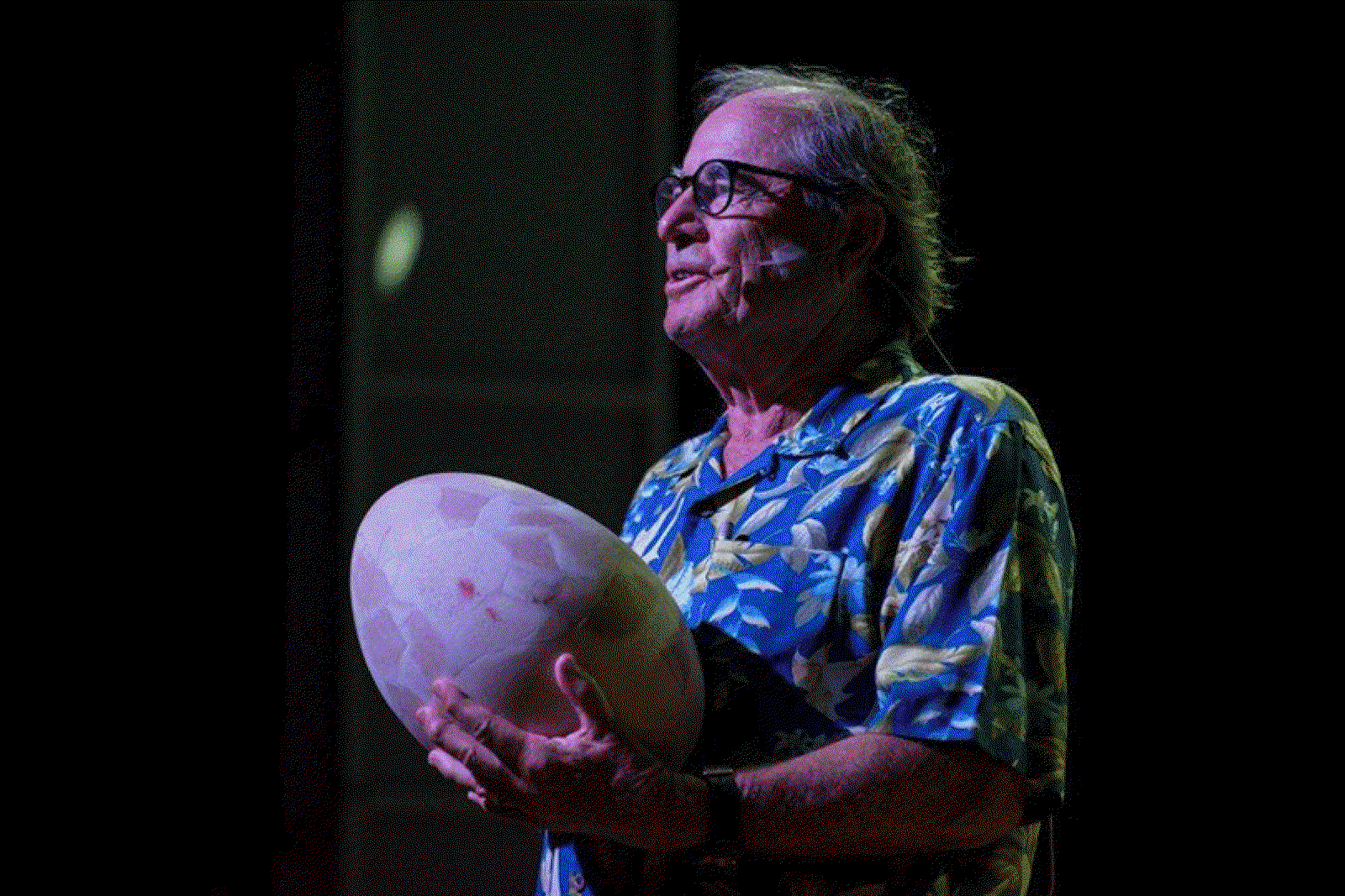 Paul Theroux to kick off Silversea’s World Cruise