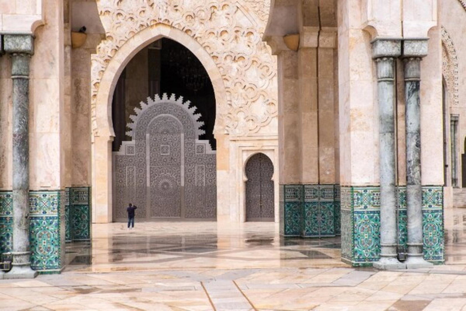 Culture Trip Morocco TRIPS_Essence of Morocco_Hassan II Mosque, Casablanca_Culture Trip (Credit: Culture Trip)