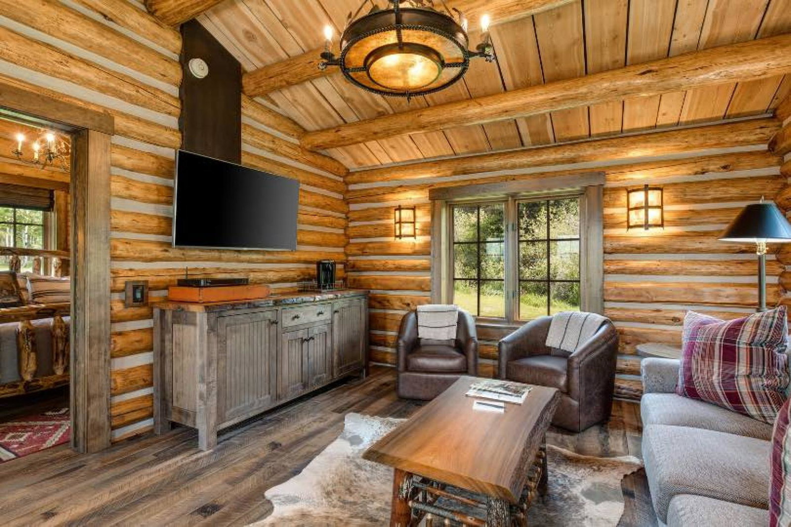 Onefinestay's new Chalet Collection includes Abode at 7 Cabins in Jackson Hole