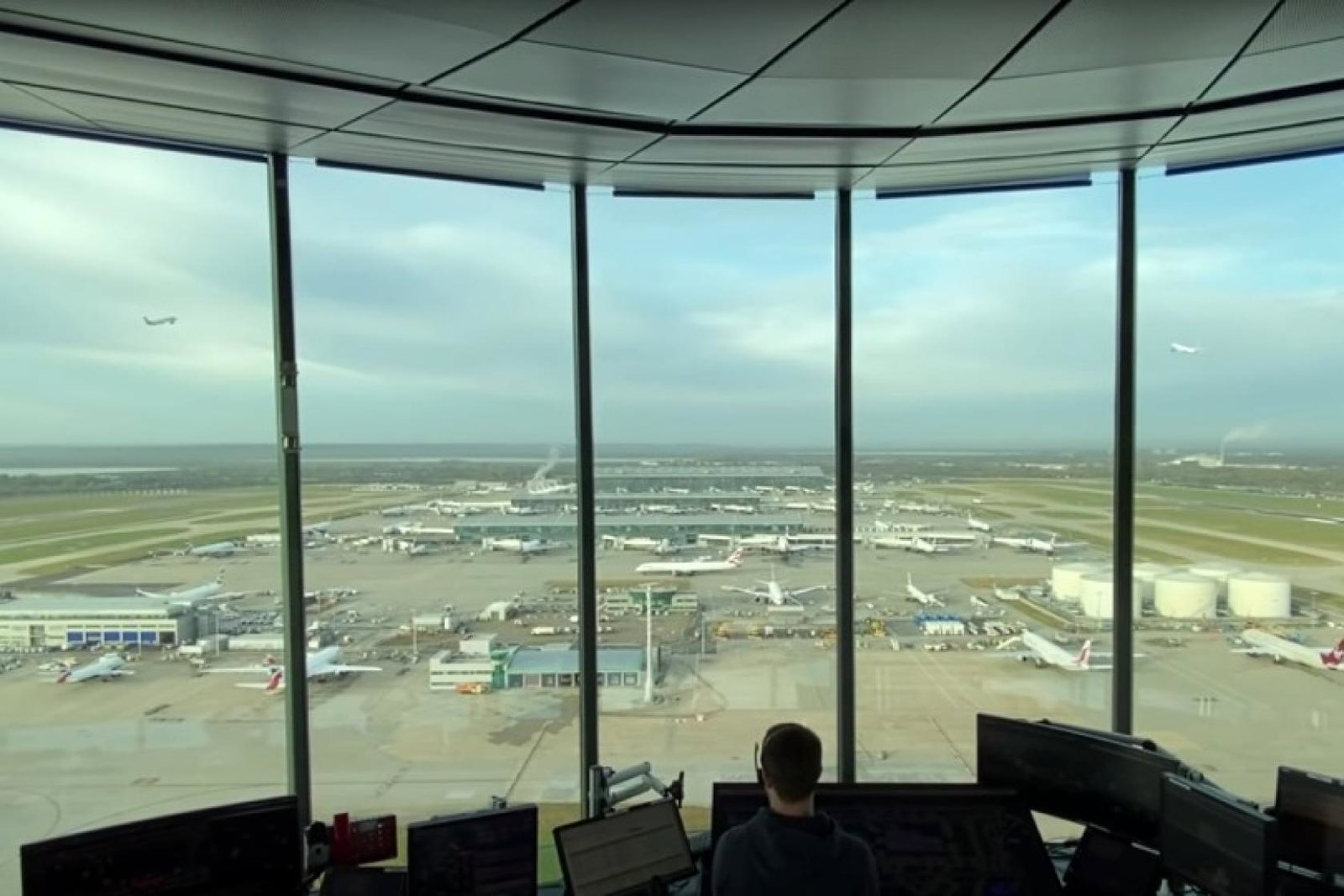 Heathrow is keen to claw back some of the revenue lost in the pandemic (Credit: Nats/YouTube)