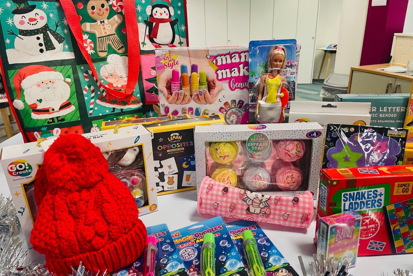 Travel_Counsellors_Christmas_donations.jpg