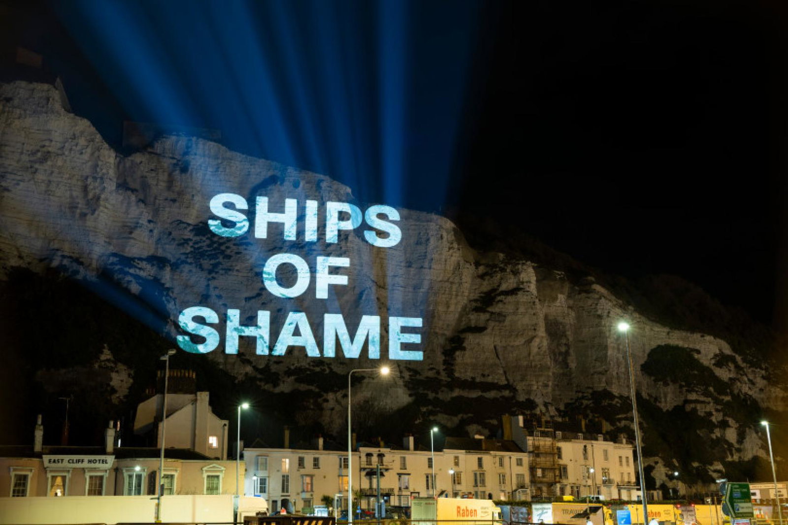 Unions have screened a video onto the cliffs of Dover following the sacking of 800 P&O Ferries workers