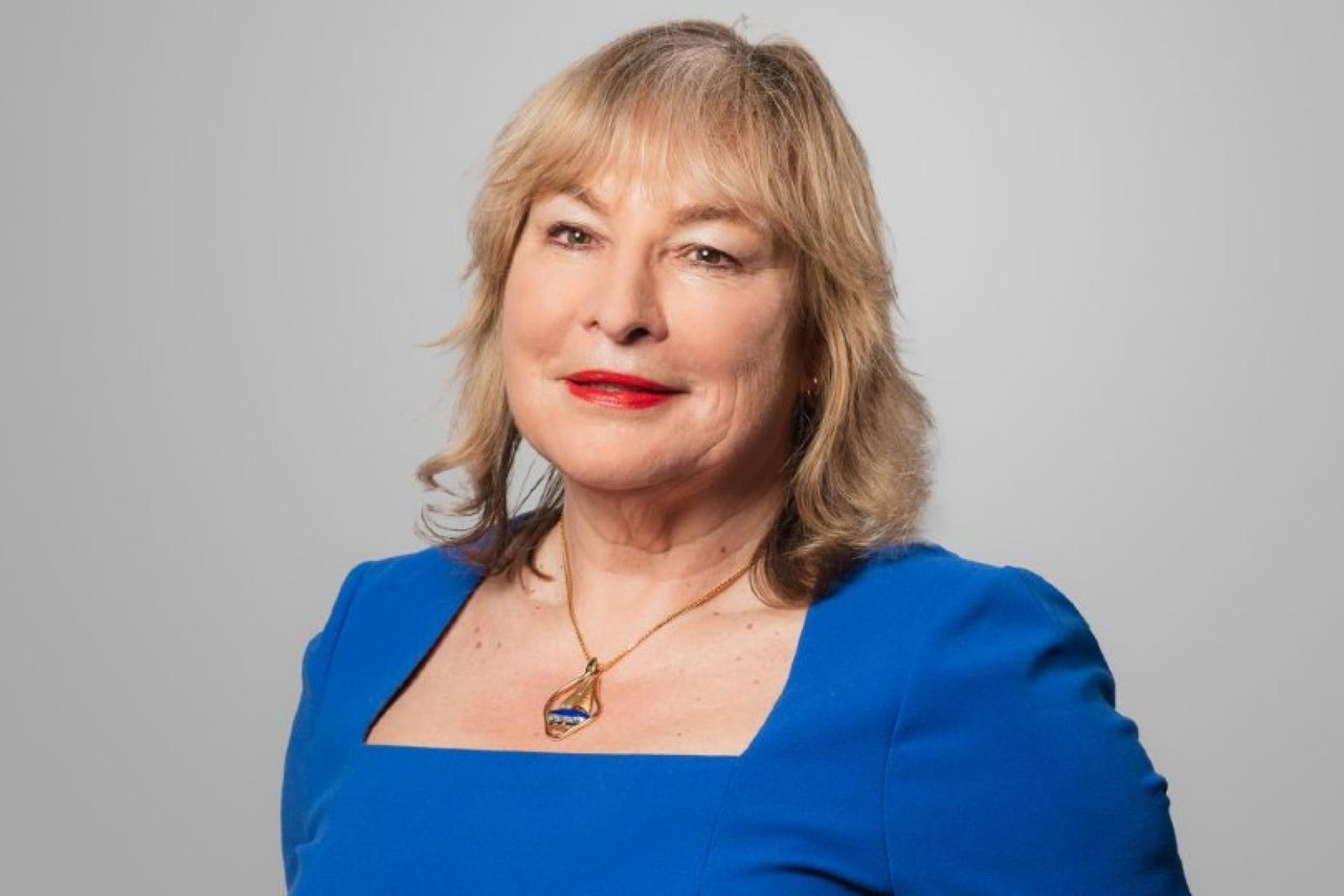 Yates will take over as chief executive on an interim basis