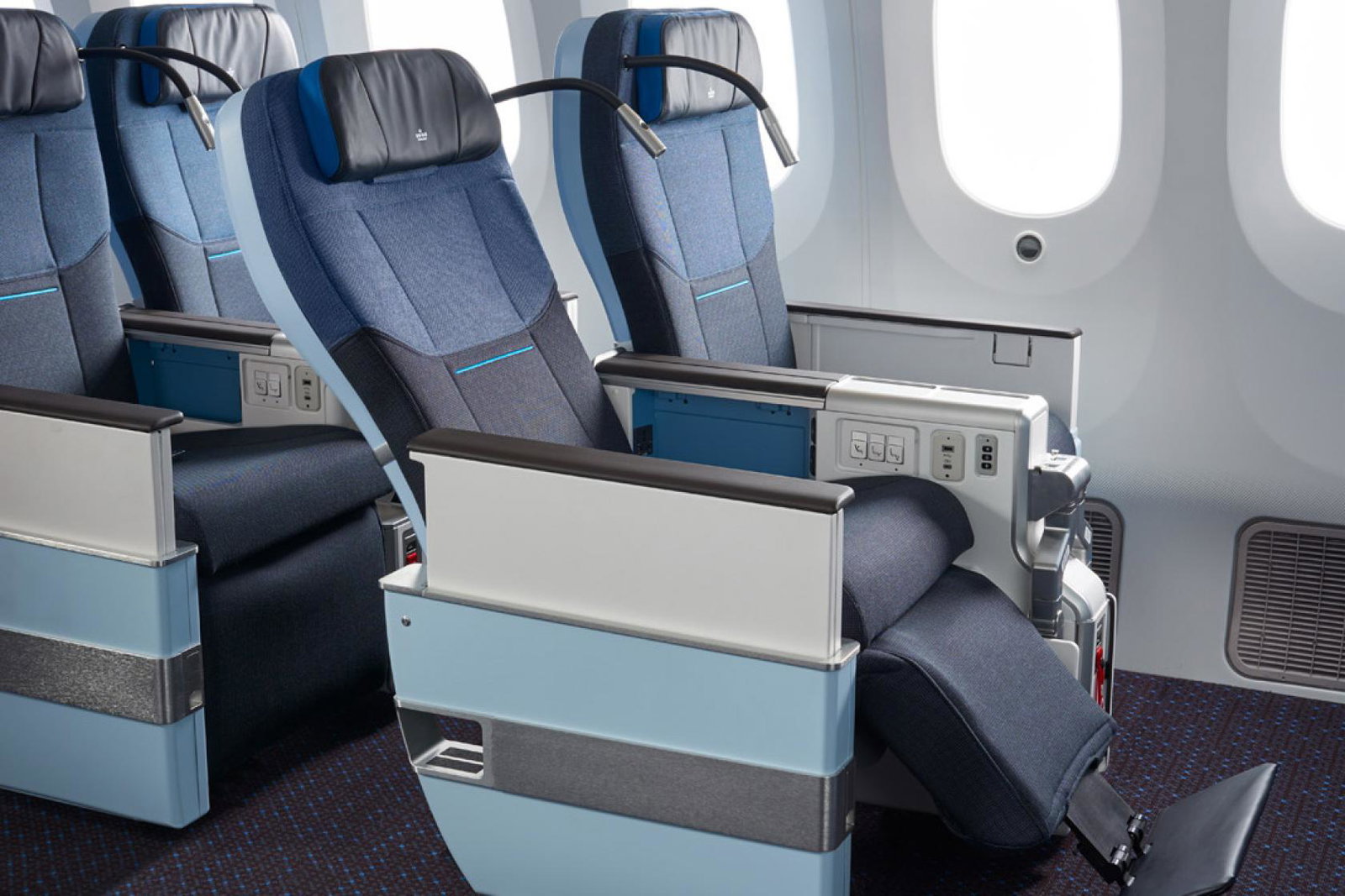 KLM's new premium economy seating