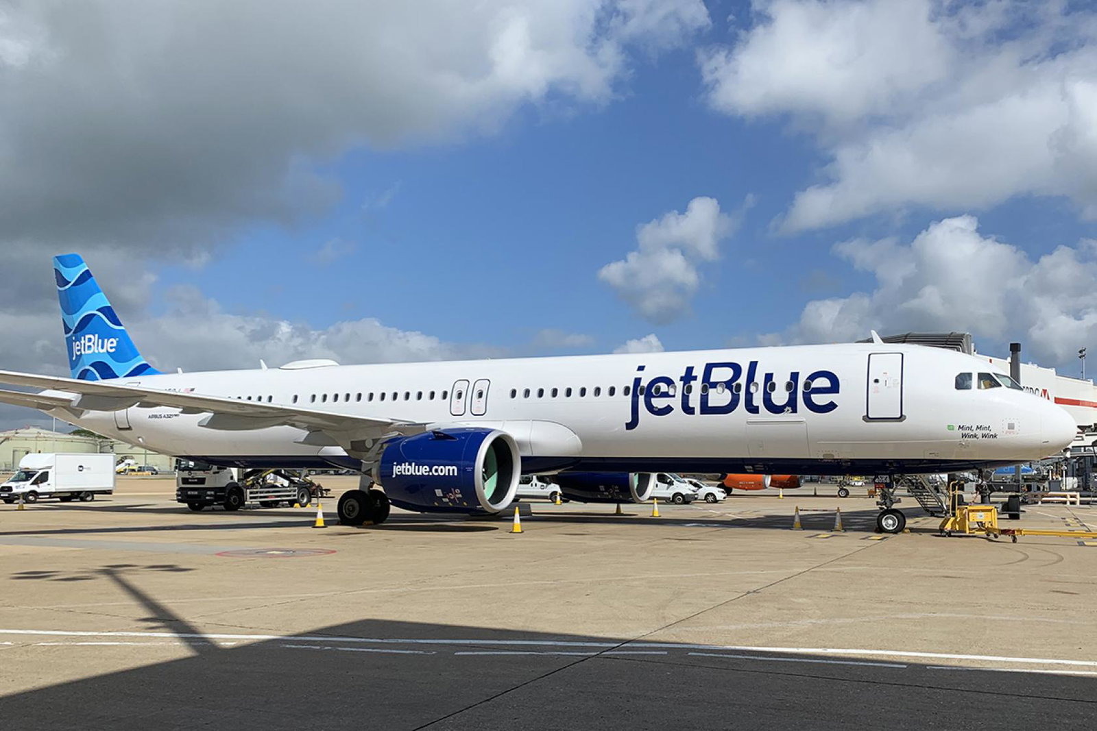 The airline announced plans to expand transatlantic flying into Europe with a new service to Paris starting next summer