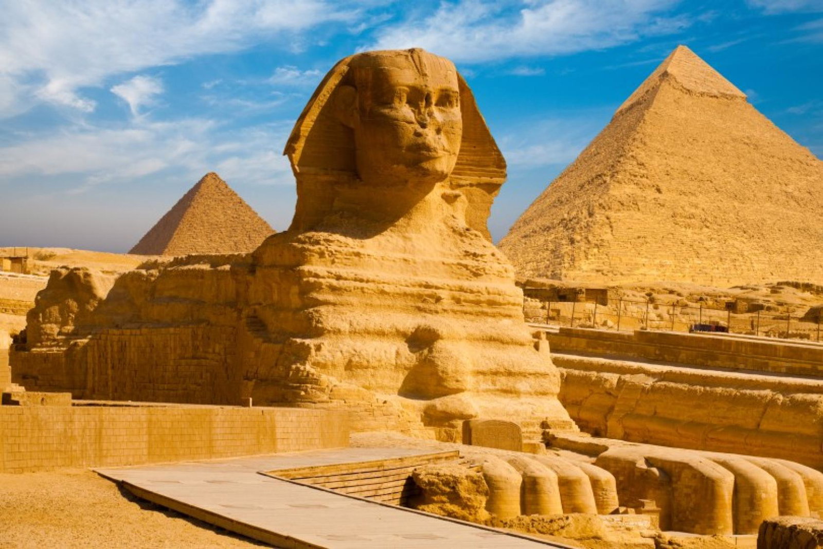 The tour takes in the Great Pyramids and the Sphinx (Credit: Newmarket Holidays)