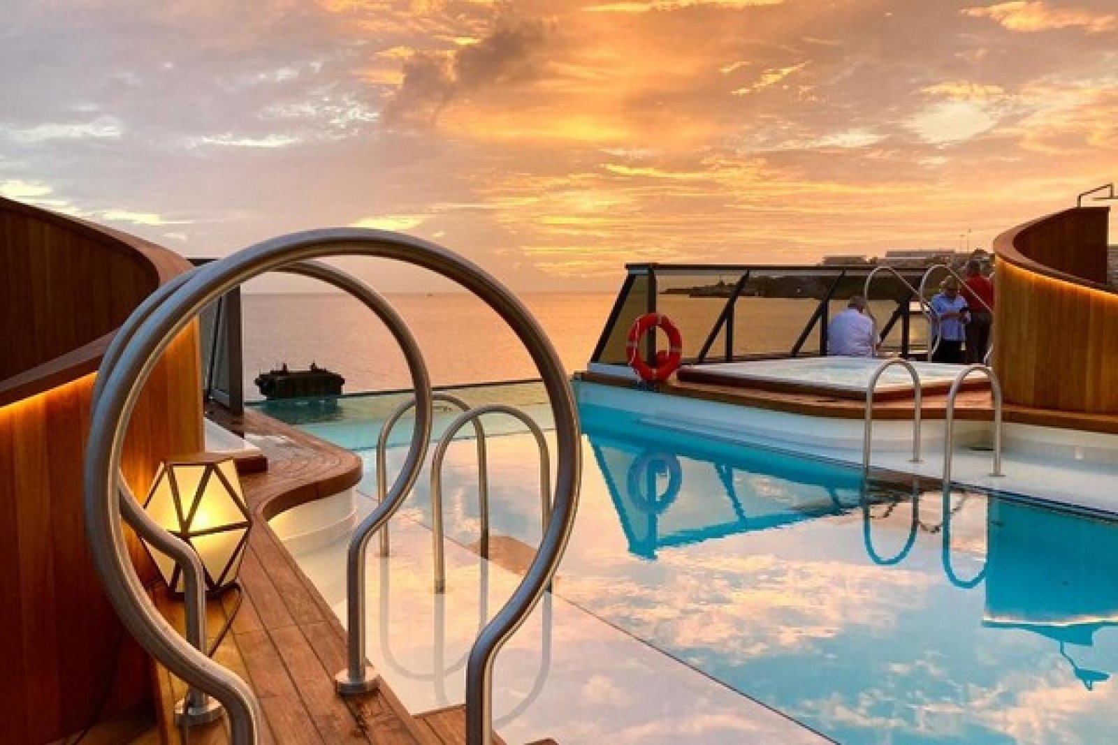 Seabourn Venture infinity pool