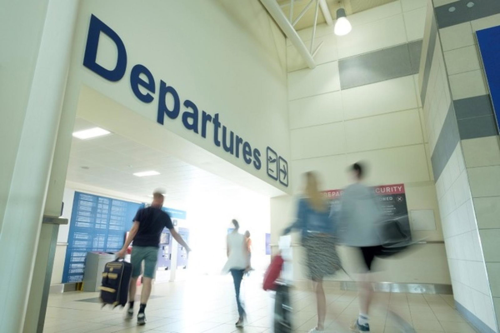 Airport calls for calm ahead of busiest Easter since 2019
