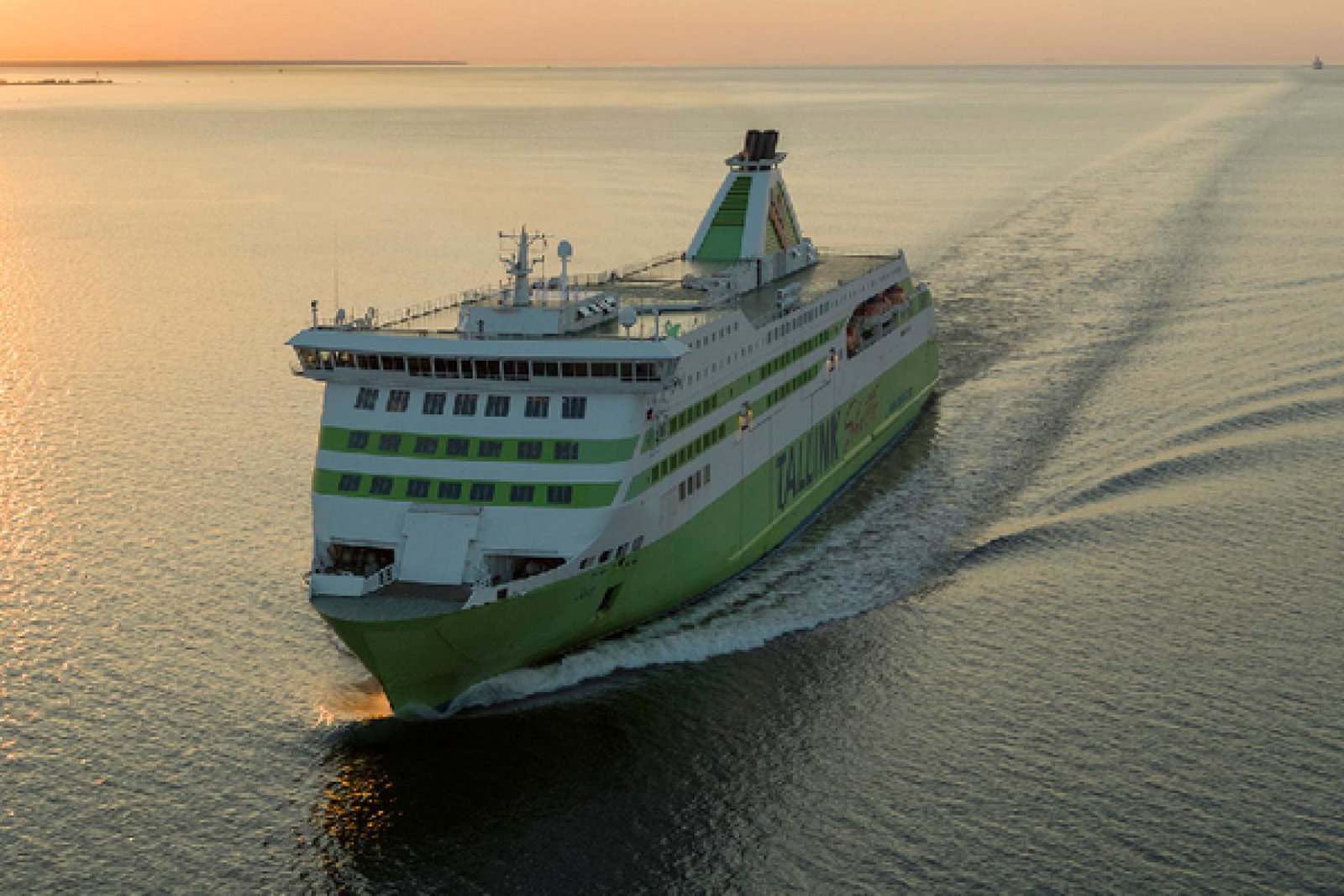 Oscar_Wilde_Credit-_Irish_Ferries.jpg
