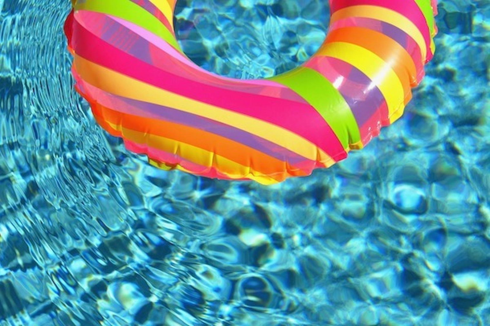 swim-ring-g86421ec06_1280.jpg