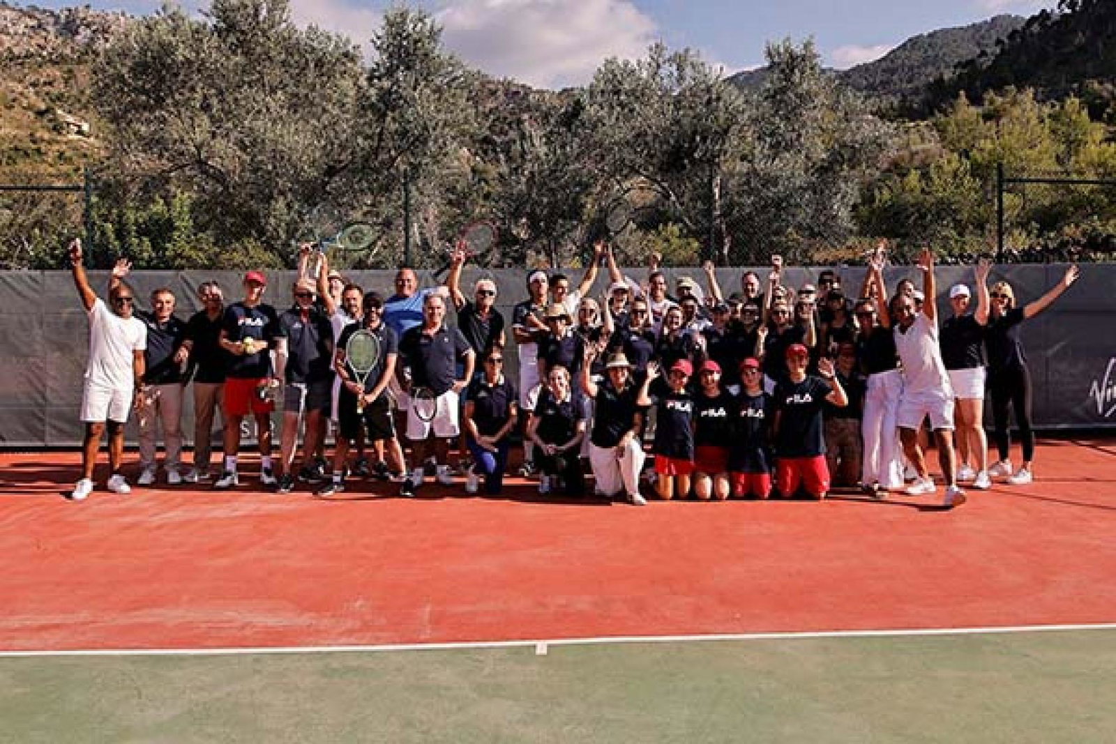 Leaders from trade-friendly tour operators were invited to the launch of the Son Bunyola Hotel, taking part in a tennis clinic with pros Tommy Haas and Feliciano Lopez