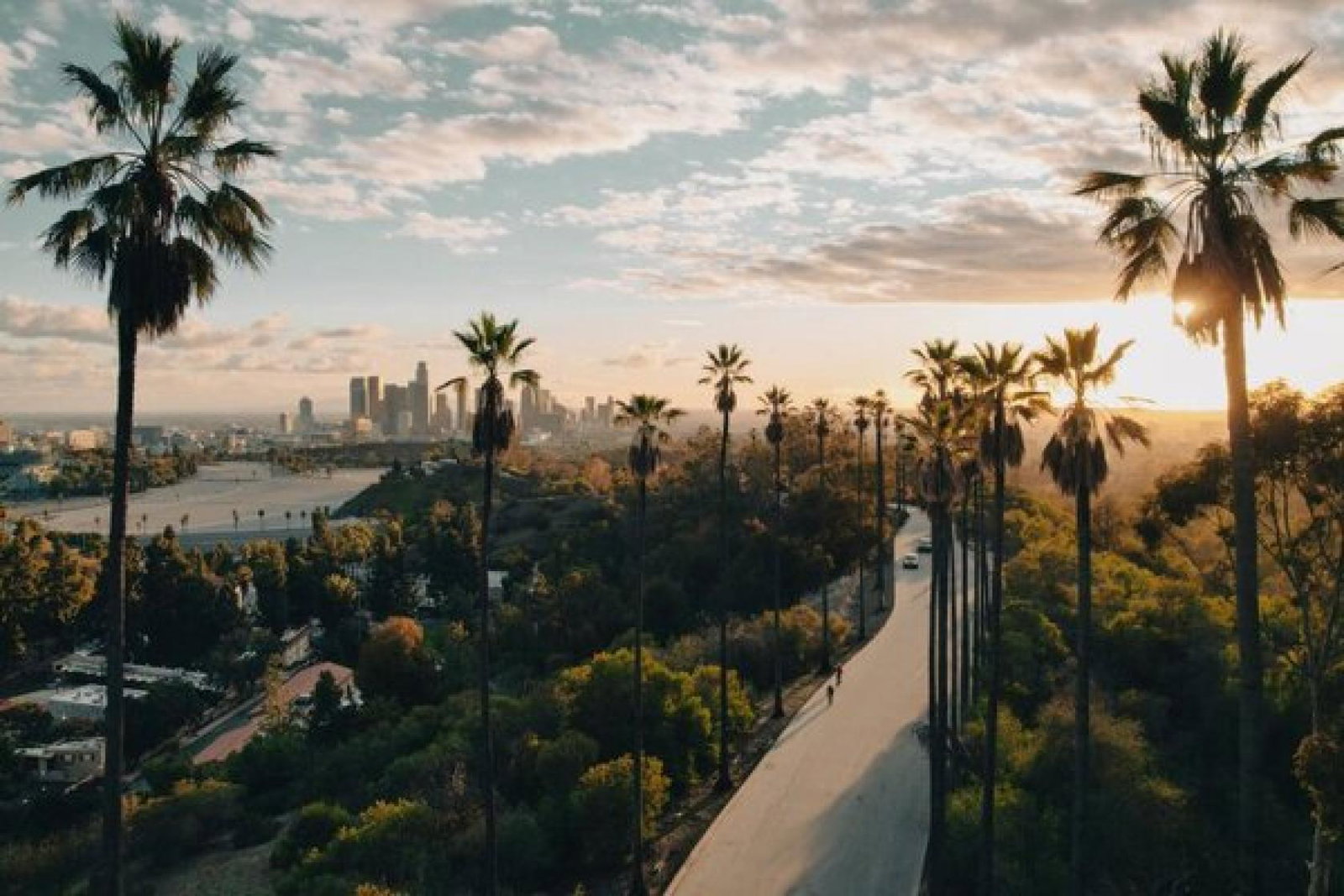 California Los Angeles iStock-1363277938 (Credit: iStock)