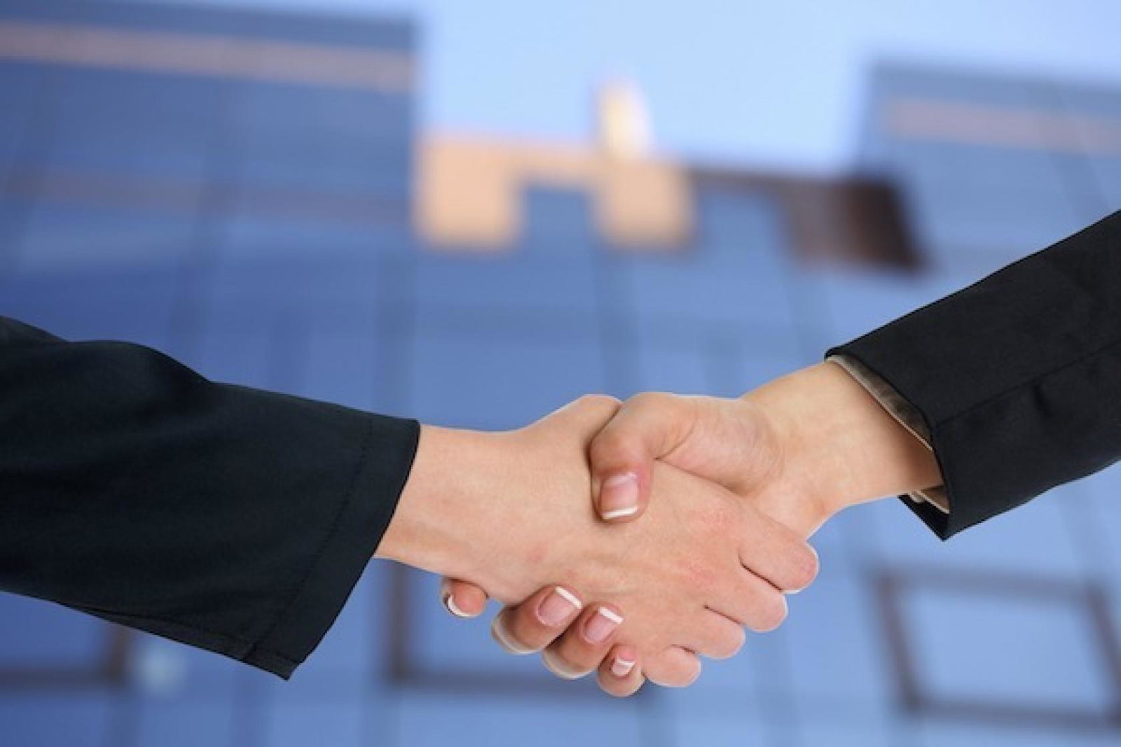 business deal, sept 2023, credit: adamr/Pixabay