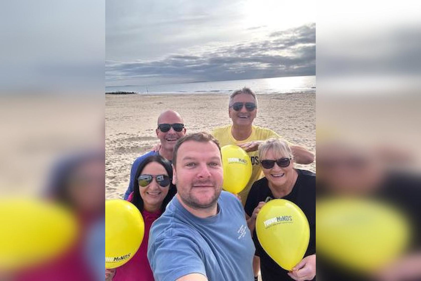 Hays, young minds charity walk, Danny Marish (front - Regional Manager), Jo Dunghey (left in pink - Regional Manager), Clive Hill (Regional Manager), David Evans (in yellow – Regional Manager), Lindsey Smith (Divisional Manager).