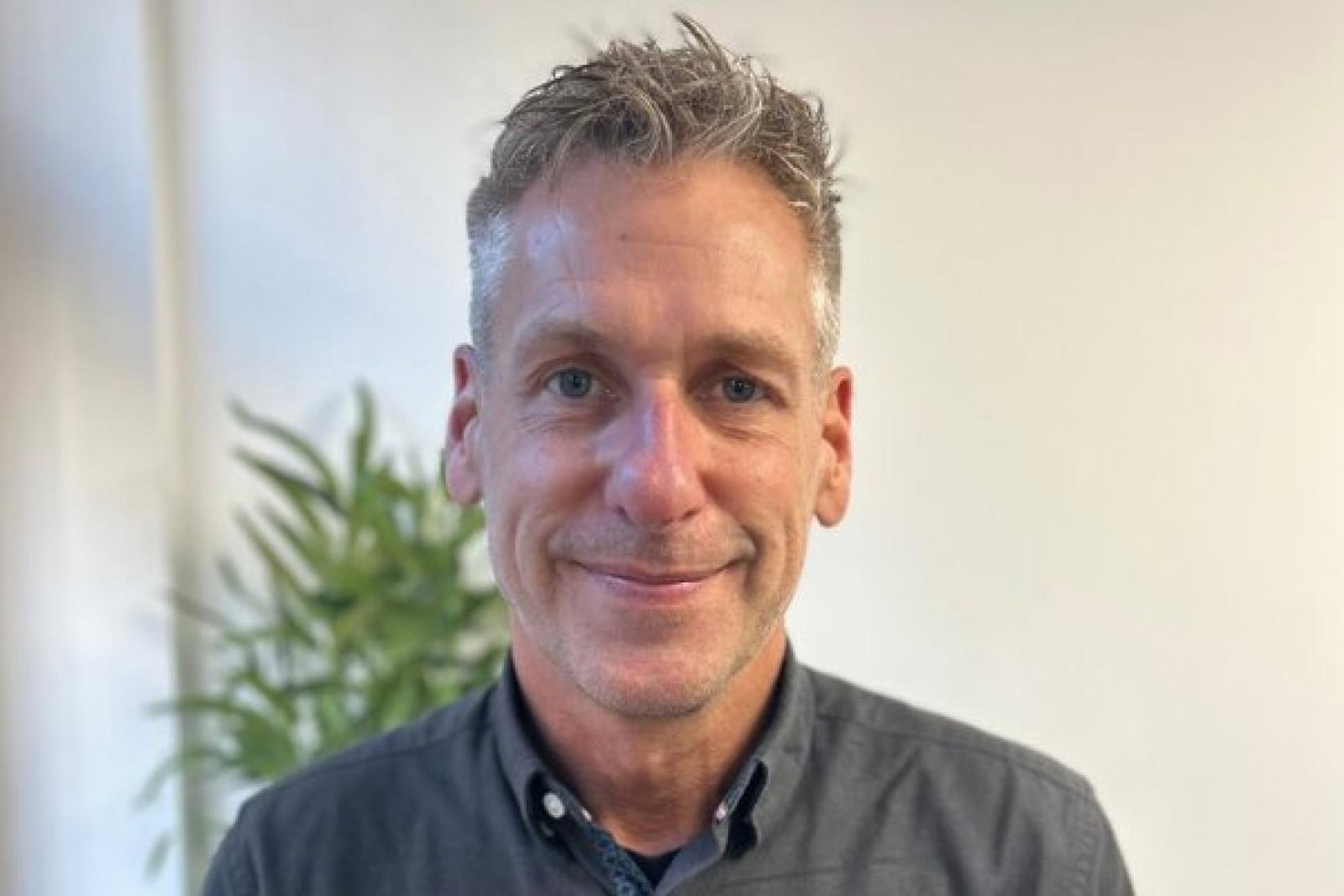 Darren_Birch_APT__Travelmarvel_Marketing__CRM_Manager_De.jpg