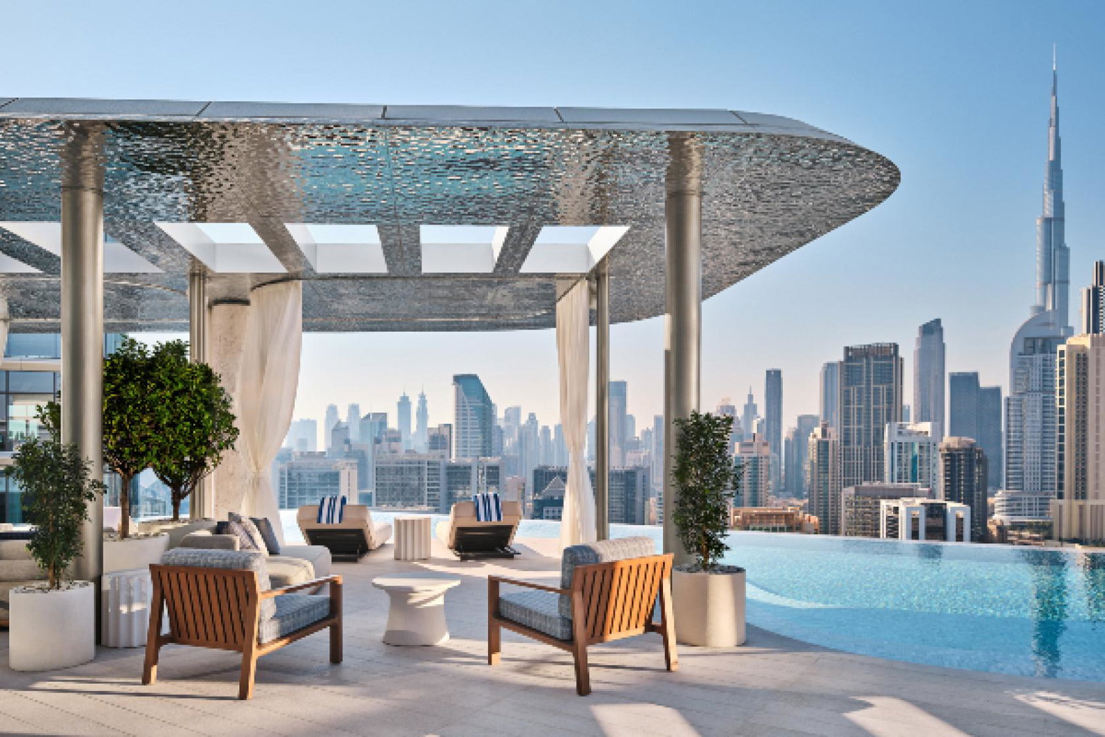 Rooftop_pool_cabanas_at_The_Lana.jpg