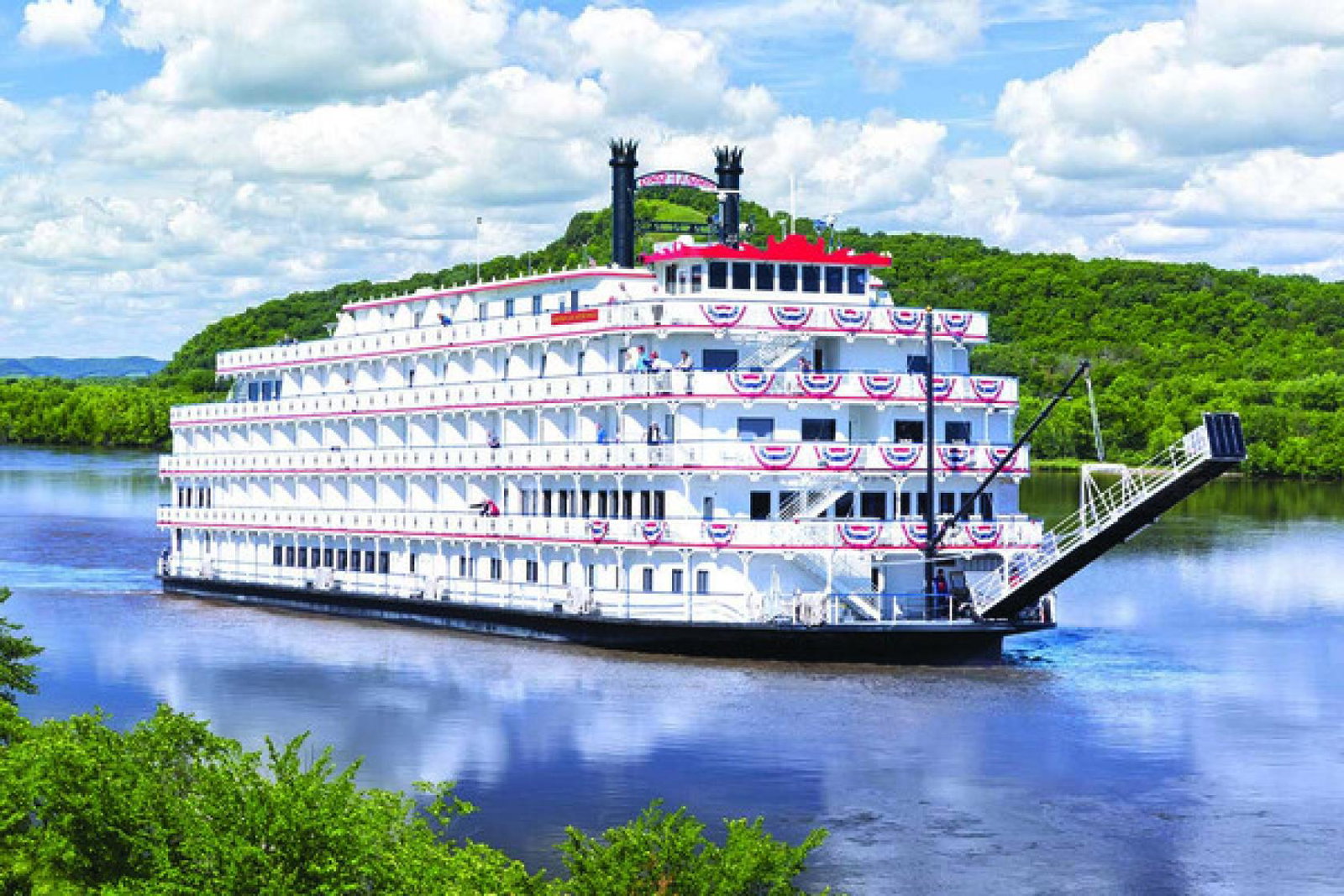 American Cruise Line's American Heritage Mississippi