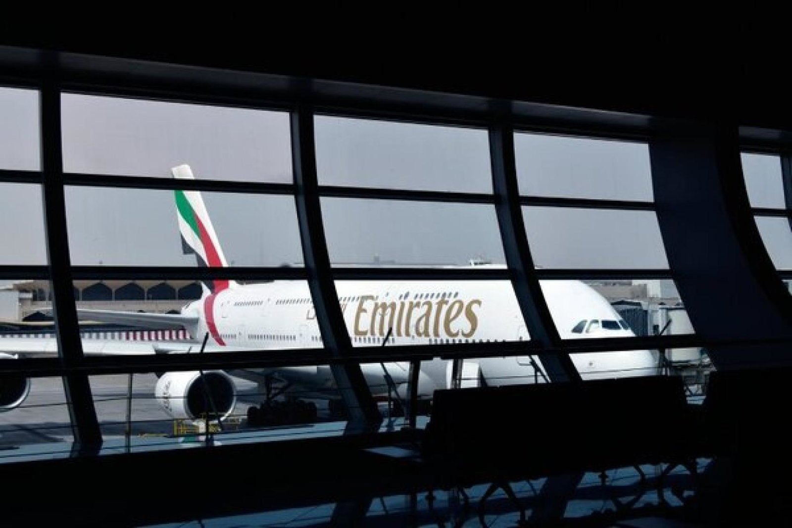 Emirates_Dubai_airport_iStock-2079001648.jpg