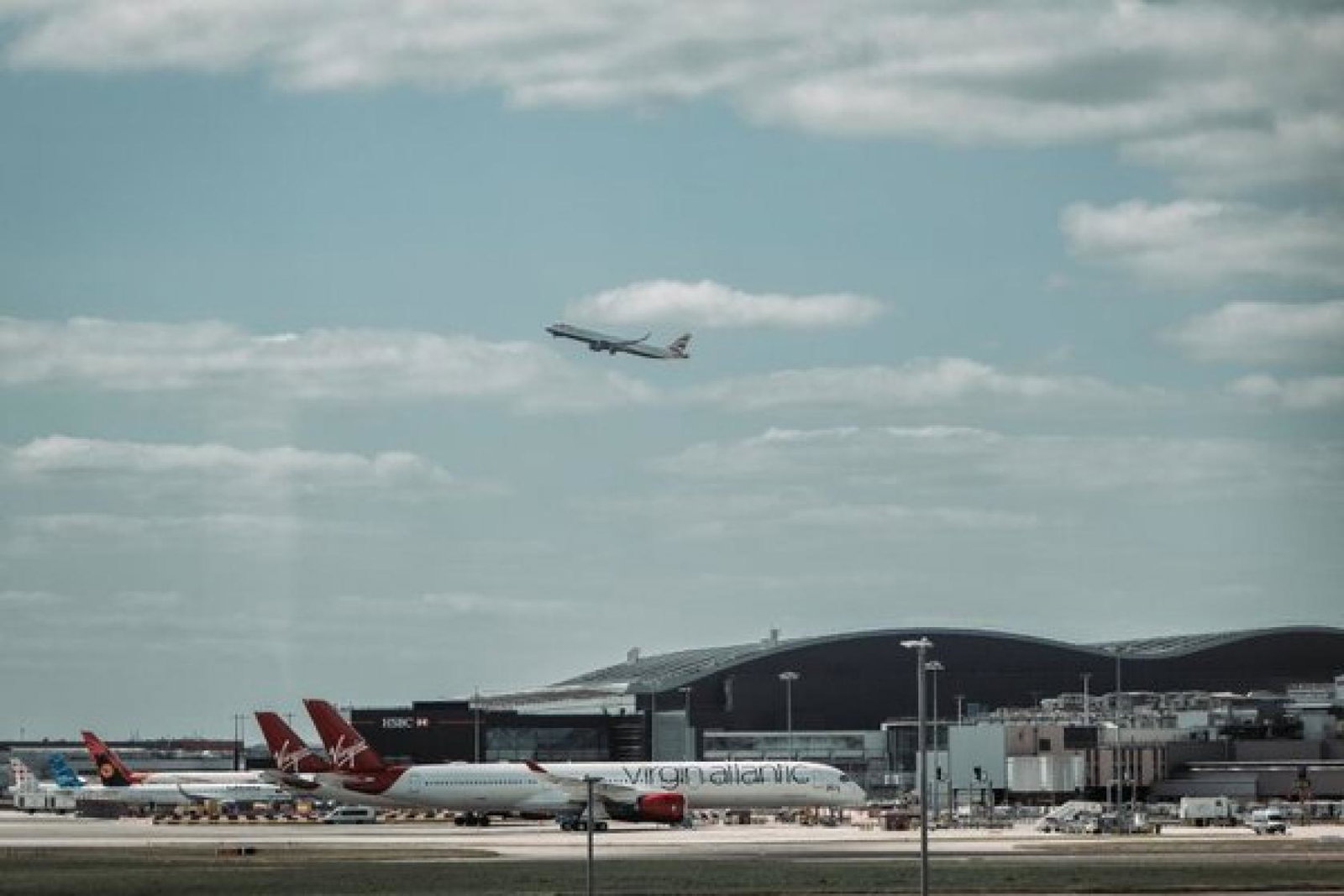 Heathrow airport British Airways Virgin Atlantic iStock-2143084103 (Credit: iStock)