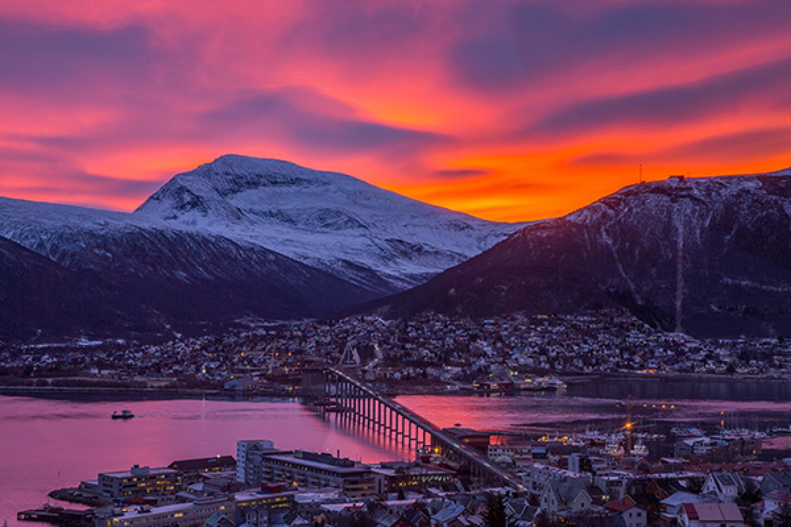 Sunrise_in_Tromso2.jpg