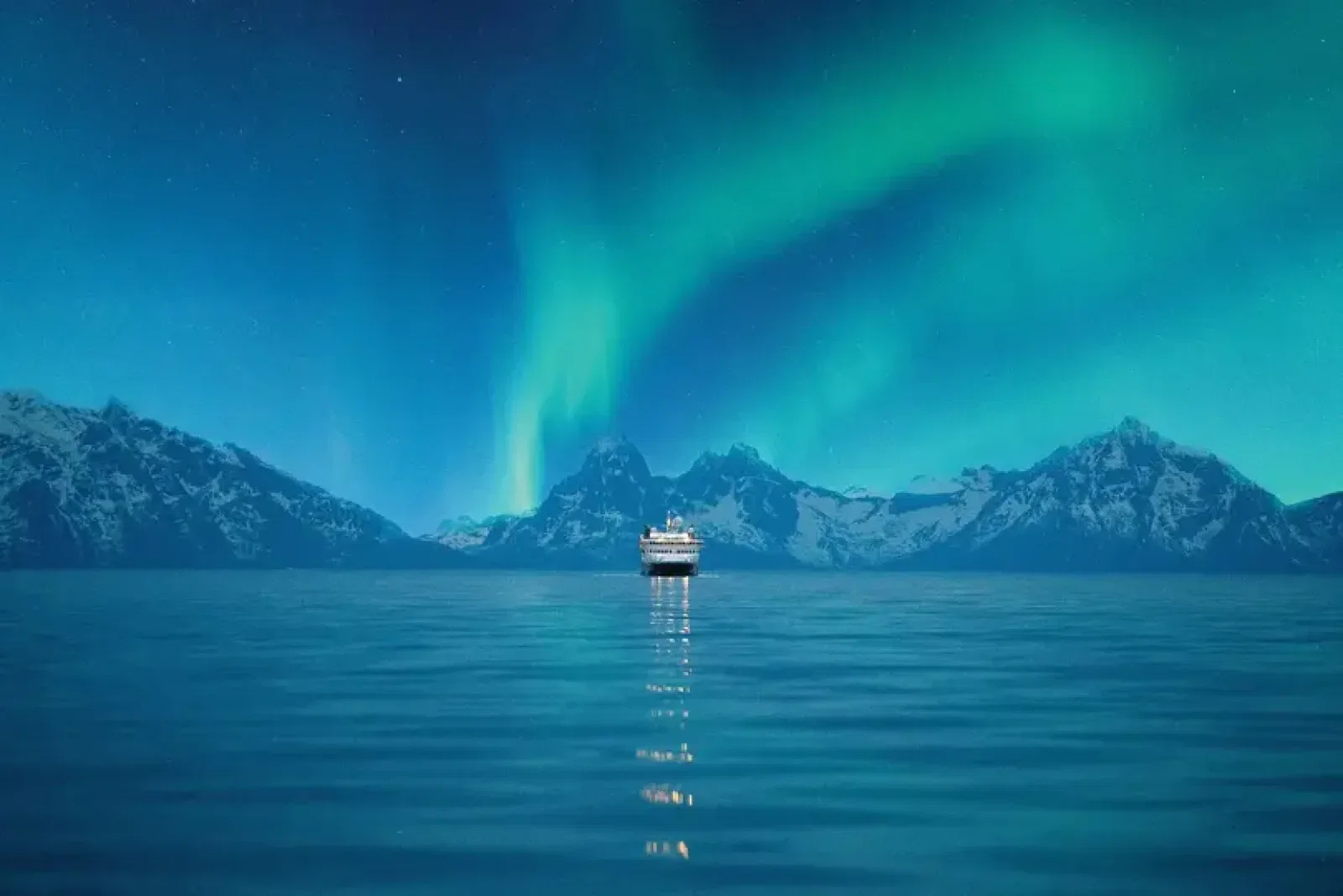 Hurtigruten Northern Lights