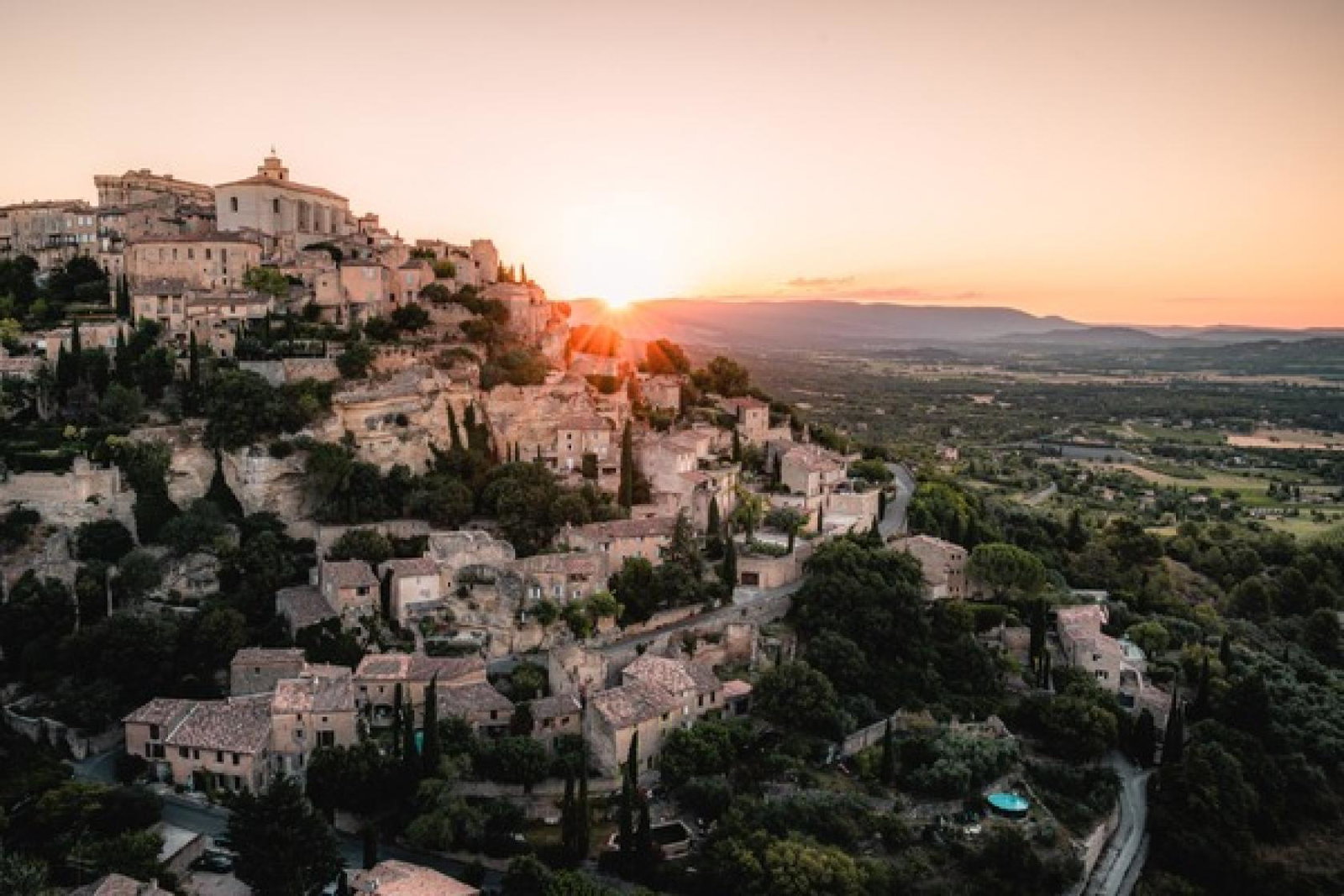 Provence Holidays tops 500 luxury rental properties milestone