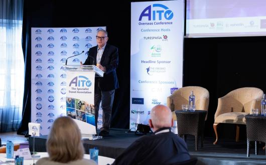 Richard Kemp OBE speaking at 2025's Aito Overseas conference