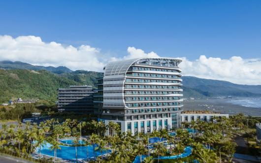 A cruise-ship inspired hotel