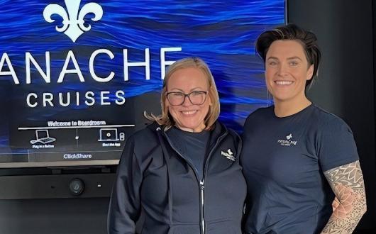 Wendi Hardy (left) pictured with Anna Perrott