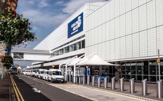 Glasgow airport forecourt