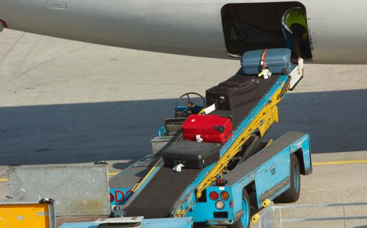 baggage-loading.jpg