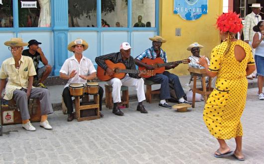 dancers-old-havana-cuba.jpg