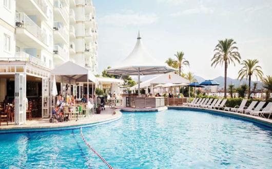 Sunwing Alcudia Beach pool