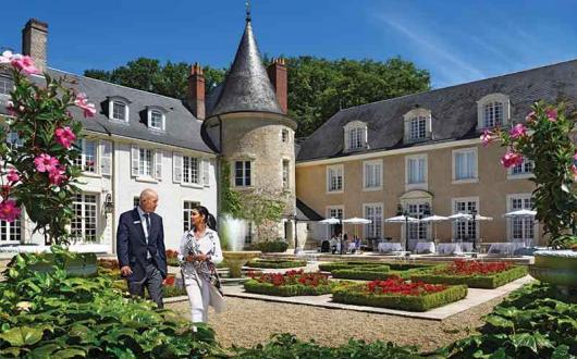 Le Domaine de Beauvois with TD and Lisa Ray