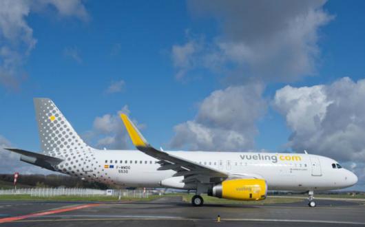 Vueling A320 web.jpg