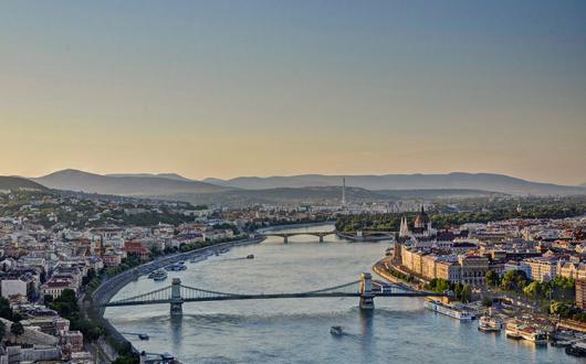 Hungary-danube_view_.jpg