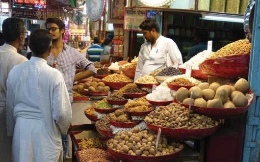 Old-Delhi-spice-shop.jpg