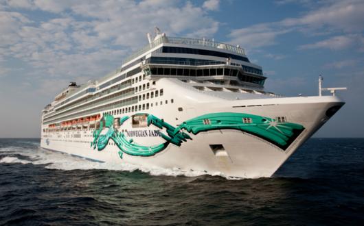 Norwegian Jade Jade_Ship_3qtr_web.jpg