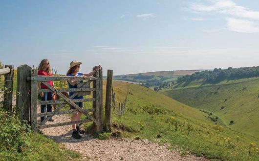 VisitEngland hiking VE23398.jpg