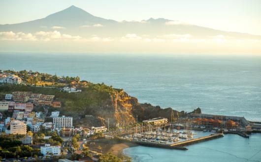Tenerife_ThinkstockPhotos-512330766.jpg