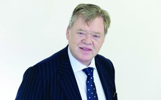 Peter Healey headshot 2.jpg