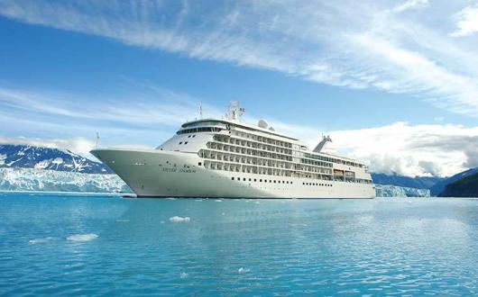 Silversea Silver Shadow Silver Whisper in Hubbard Glacier, Alaska ss59491