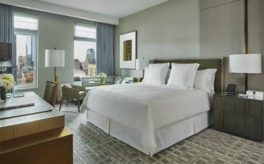 Four Seasons Hotel New York Downtown