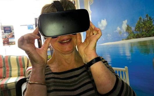 Indie agent VR headset