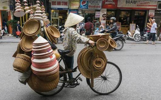 Hanoi Vietnam street scene iStock_90551249