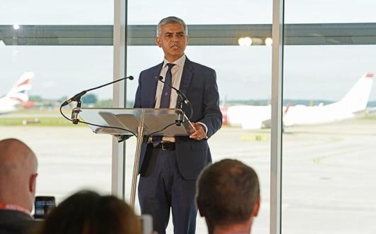 Sadiq-Khan-gatwick.jpg
