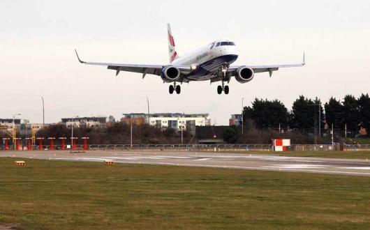 British Airways jet coming into London City Airport 216861846014687