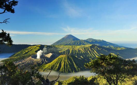 LSH_127067933_MountBromo.jpg