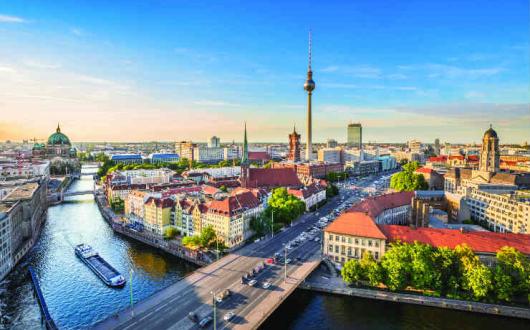 iStock_82828311_Berlin.jpg