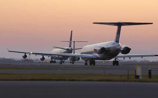 SAS jets queuing for take off